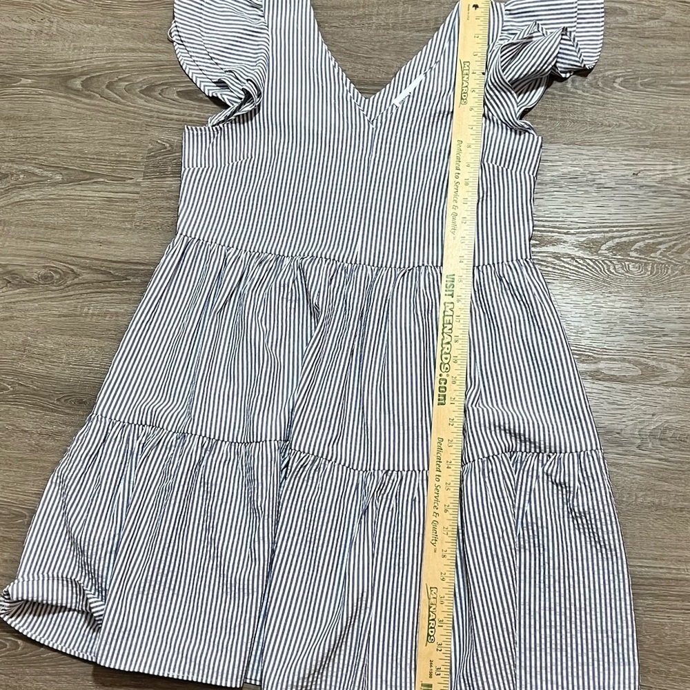 Gibson Latimer Woman Size S Seersucker Dress Tiered Hem Fluttered Sleeves Boho - Picture 5 of 11